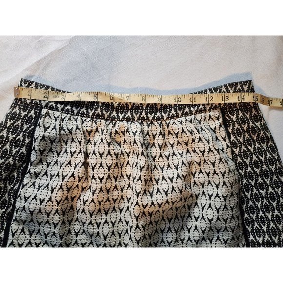 J Crew Women's Textured Block Print Black White Geometric Pattern Size 10 Skirt - Picture 3 of 10